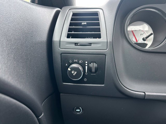 Used 2012 Dodge Challenger R/T RWD image 18