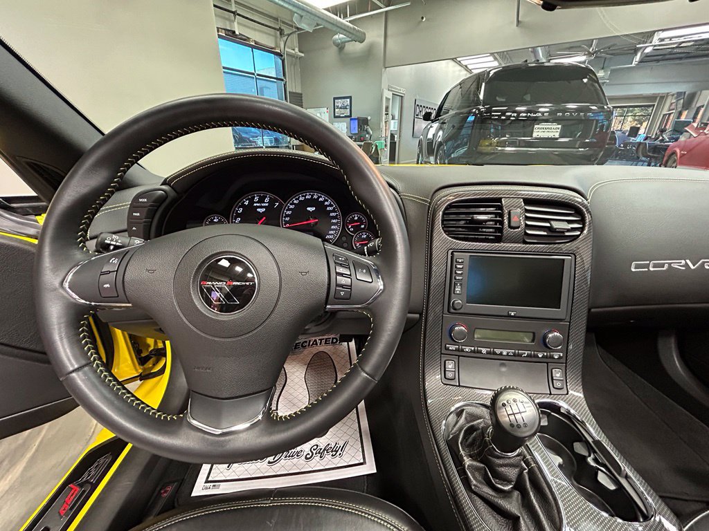 Used 2013 Chevrolet Corvette Grand Sport w/ 4LT Preferred Equipment Group RWD image 6
