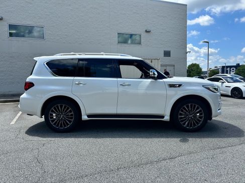 Used 2022 INFINITI QX80 Sensory w/ Cargo Package RWD image 5