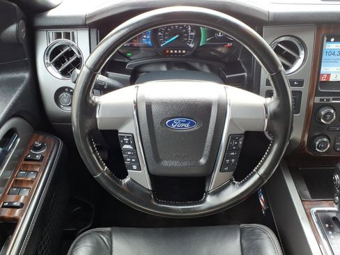 Used 2017 Ford Expedition EL Platinum AWD/4WD image 5