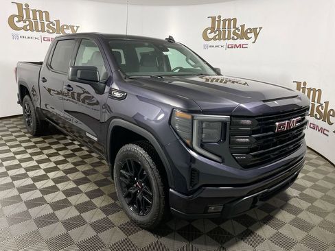 Used 2026 GMC Sierra 1500 Elevation image 1