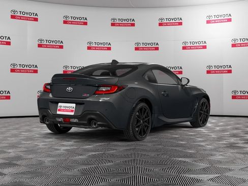 New 2026 Toyota GR86 Premium RWD image 2