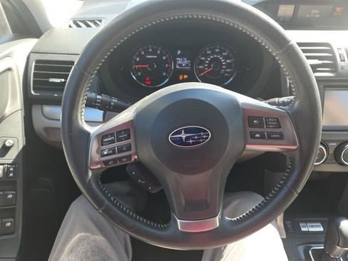 Used 2015 Subaru Forester 2.5i Touring w/ Eyesight & Navigation System image 4