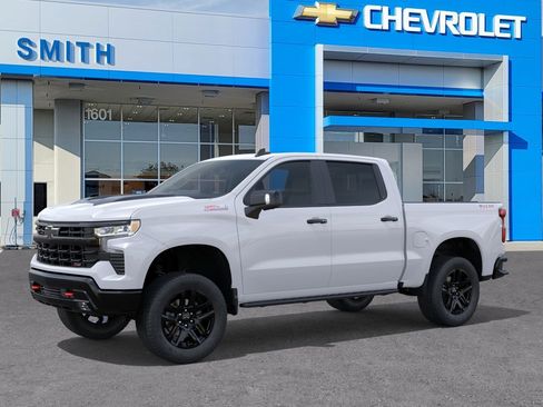 New 2026 Chevrolet Silverado 1500 LT Trail Boss w/ LT Trail Boss Premium Package AWD/4WD image 2