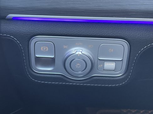 Certified 2024 Mercedes-Benz GLE 450 4MATIC image 23