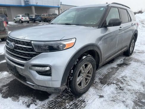 Used 2021 Ford Explorer XLT w/ Equipment Group 202A image 1