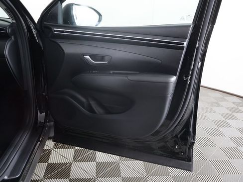 Used 2023 Hyundai Tucson SE FWD image 22
