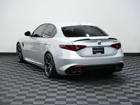 Used 2020 Alfa Romeo Giulia Quadrifoglio w/ Nero Edizione image 8