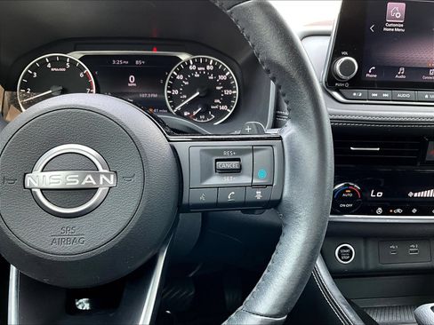 Certified 2023 Nissan Rogue SL AWD/4WD image 15