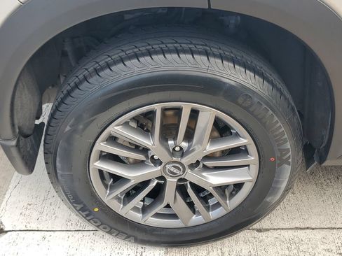Certified 2024 Nissan Rogue S FWD image 7