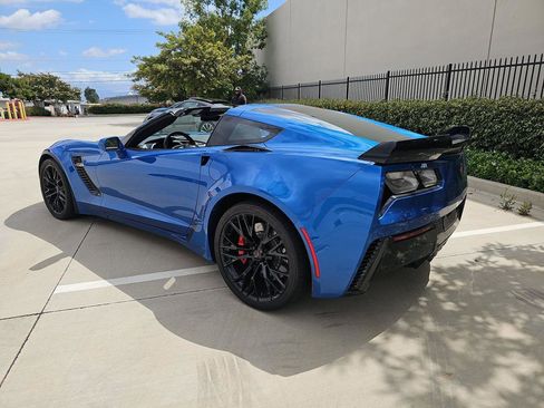 Used 2016 Chevrolet Corvette Z06 w/ 3LZ Preferred Equipment Group RWD image 6