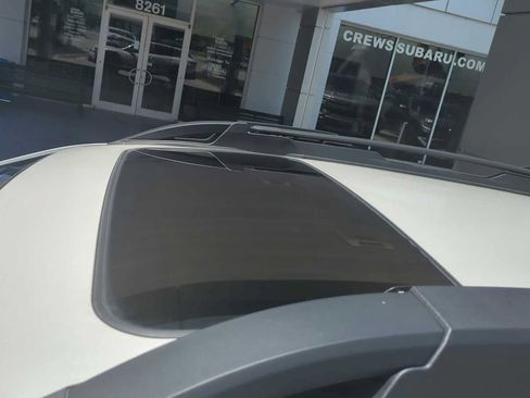Certified 2025 Subaru Outback Onyx Edition AWD/4WD image 13