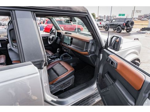 Used 2024 Ford Bronco Outer Banks image 20