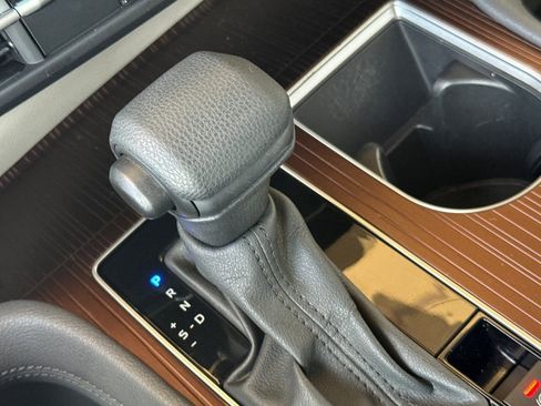 Certified 2024 Toyota Sienna LE image 24