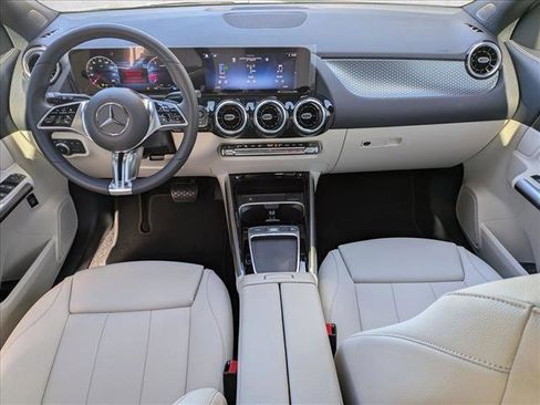 New 2026 Mercedes-Benz GLA 250 image 14