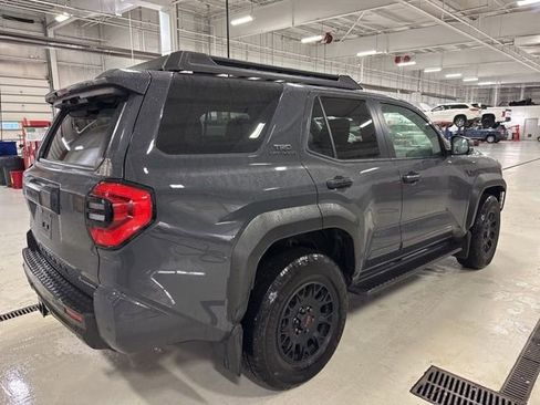 Certified 2025 Toyota 4Runner TRD Off-Road Premium image 10