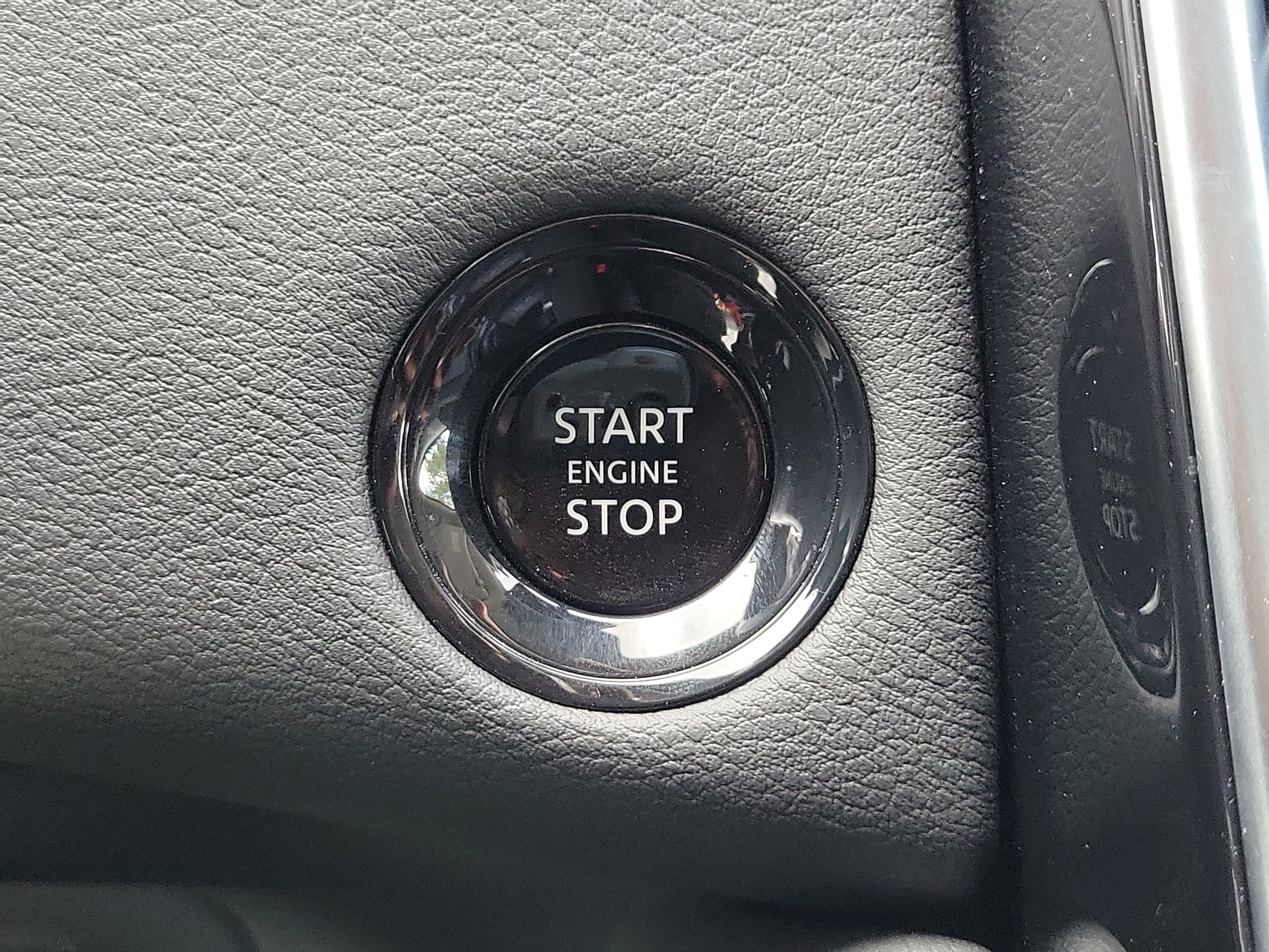 Certified 2026 Nissan Armada SV RWD image 32
