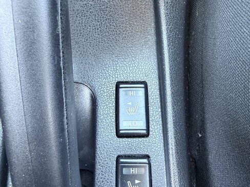 Used 2015 Nissan Versa Note FWD image 28