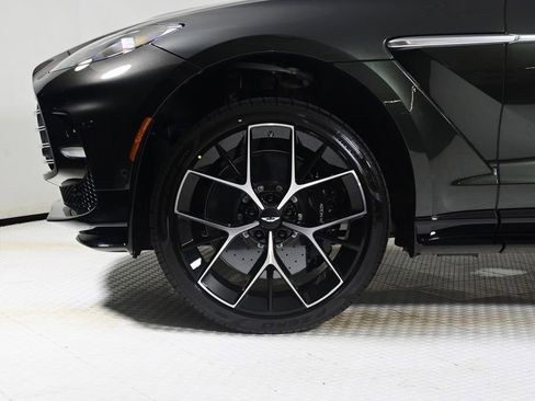 New 2026 Aston Martin DBX 707 image 25