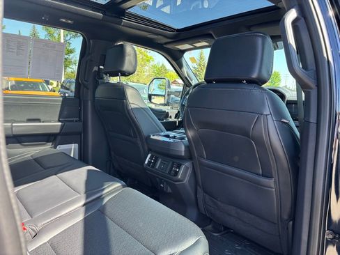 Used 2025 Ford F150 Lariat w/ Equipment Group 502A High AWD/4WD image 18