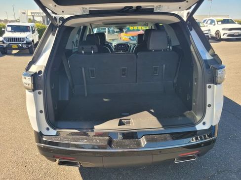 Used 2021 Chevrolet Traverse Premier w/ Redline Edition AWD/4WD image 11