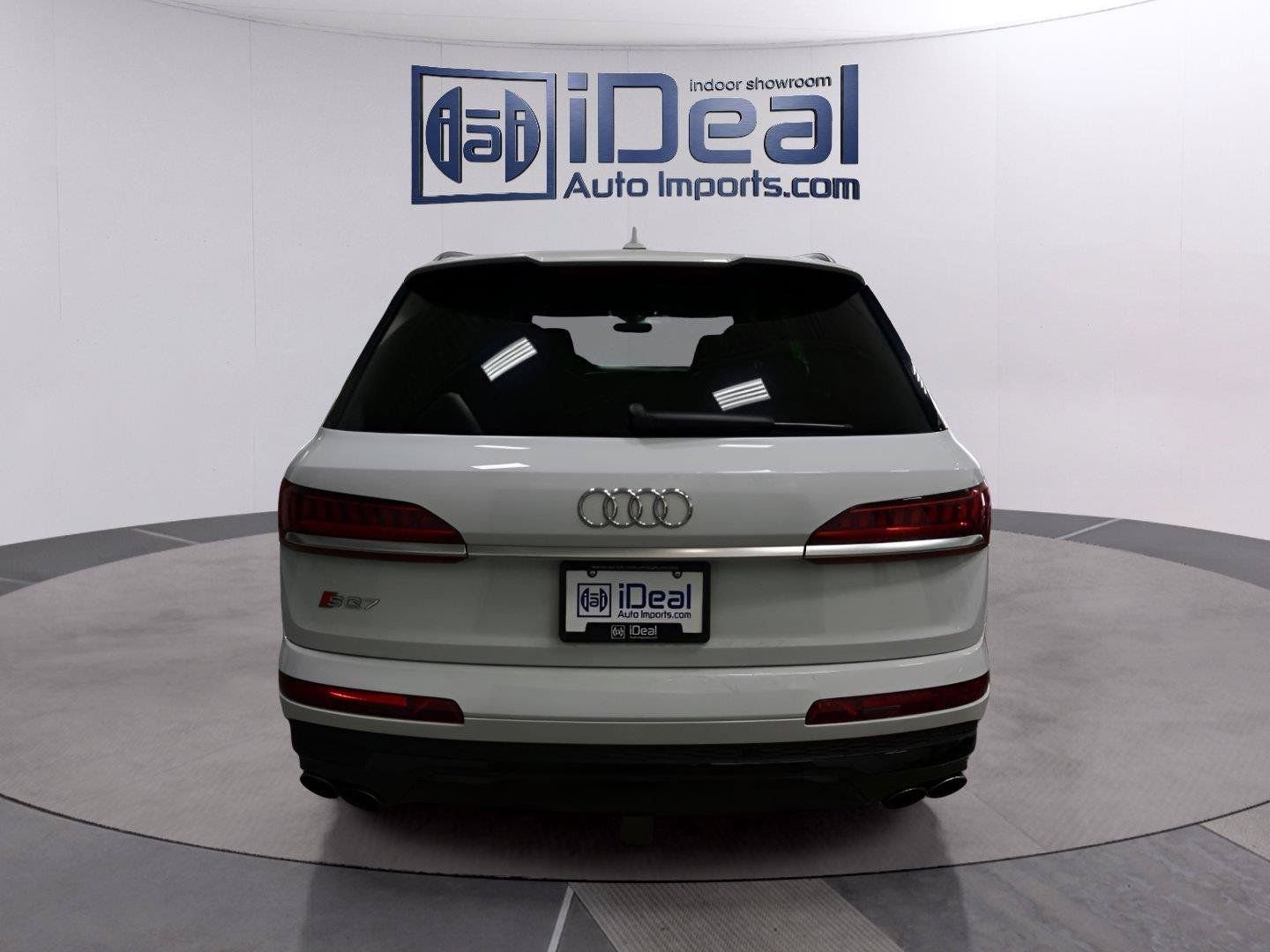 Used 2021 Audi SQ7 Premium Plus w/ Driver Assistance Package AWD/4WD image 4