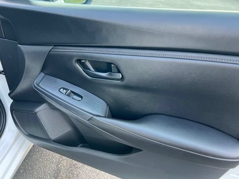 Used 2024 Nissan Sentra S FWD image 27
