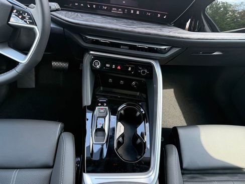New 2025 Audi Q5 Premium Plus image 11
