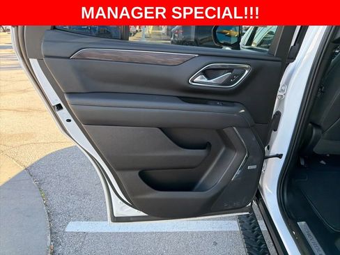Used 2023 Chevrolet Tahoe Z71 AWD/4WD image 21