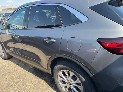 Used 2023 Ford Escape Active image 10