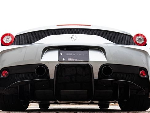 Used 2014 Ferrari 458 Speciale Coupe RWD image 23
