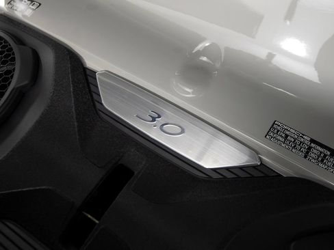 Certified 2025 Porsche 911 Carrera RWD image 52