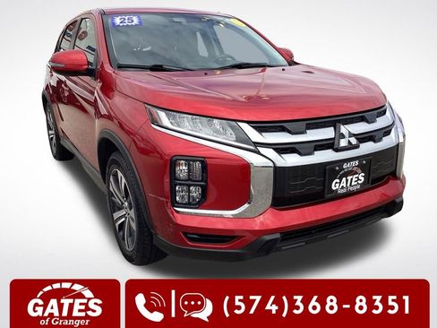 Used 2025 Mitsubishi Outlander Sport AWD image 1