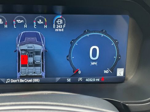 Used 2025 Ford F150 Raptor image 31