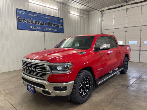 Used 2023 RAM 1500 Laramie AWD/4WD image 1
