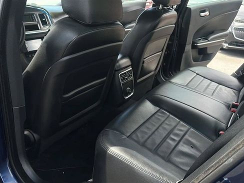 Used 2014 Dodge Charger SE RWD image 24