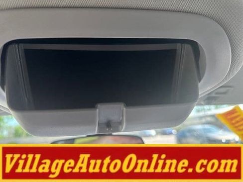 Used 2018 Chevrolet Equinox LT AWD/4WD image 26