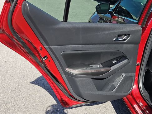 Used 2024 Nissan Altima 2.5 SR image 14