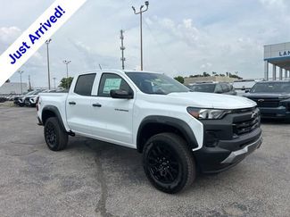 New 2026 Chevrolet Colorado Trail Boss w/ LPO, Tailgate Decal Package AWD/4WD video 1