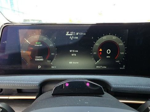 Used 2024 Nissan Ariya AWD image 17