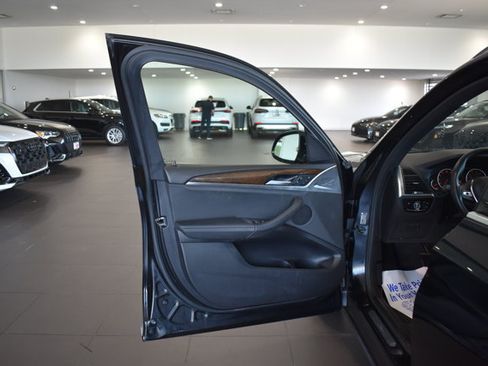 Used 2020 BMW X3 xDrive30i w/ Convenience Package AWD/4WD image 9