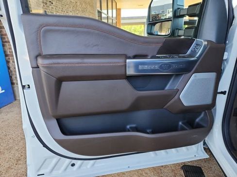 New 2025 Ford F250 King Ranch image 9