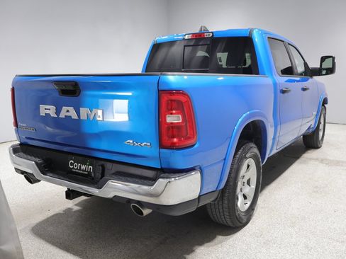 Used 2025 RAM 1500 Big Horn AWD/4WD image 2