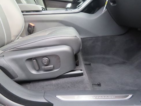 Used 2023 Land Rover Range Rover Velar R-Dynamic S image 20