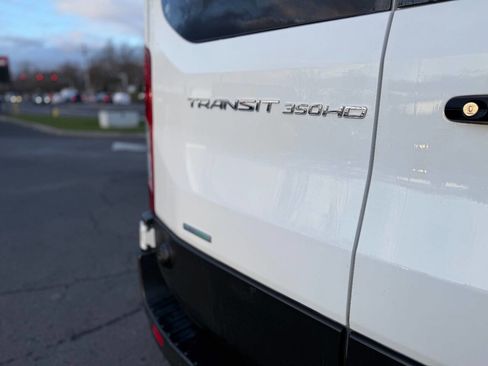 Used 2019 Ford Transit 350 XLT image 7