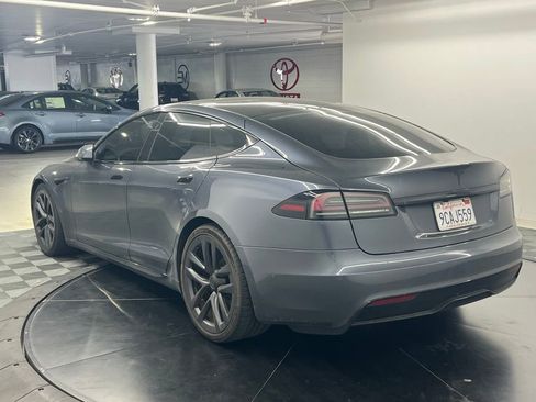Used 2022 Tesla Model S image 3
