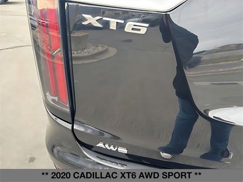 Used 2020 Cadillac XT6 Sport image 9