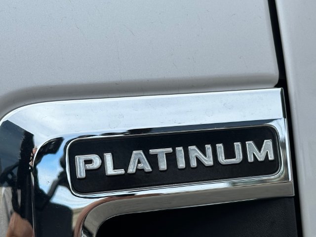 Used 2018 Ford F350 Platinum w/ Platinum Ultimate Package AWD/4WD image 12