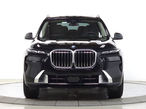 Used 2026 BMW X7 xDrive40i AWD/4WD image 2