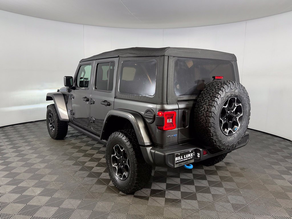 Used 2022 Jeep Wrangler Unlimited Rubicon 4xe AWD/4WD image 9